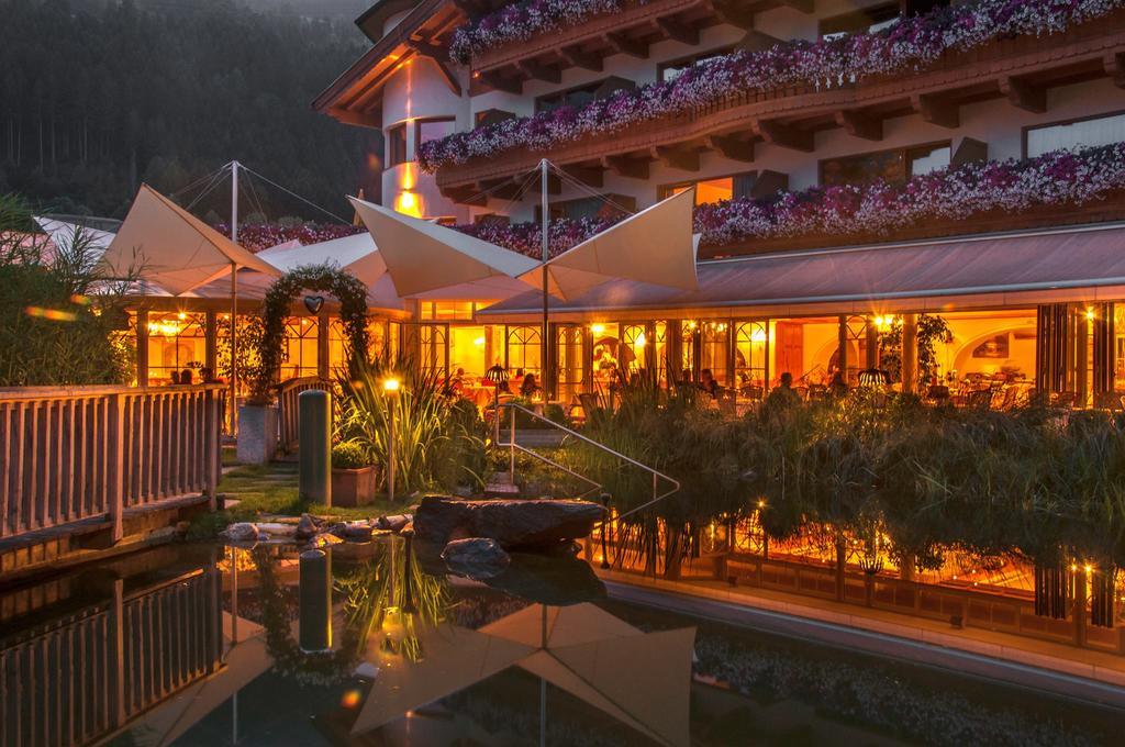 Hotel Magdalena Im Zillertal - Urlaub Mit Hund Ried im Zillertal Esterno foto