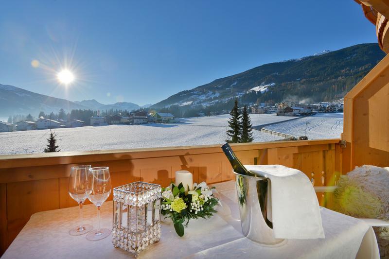 Hotel Magdalena Im Zillertal - Urlaub Mit Hund Ried im Zillertal Esterno foto